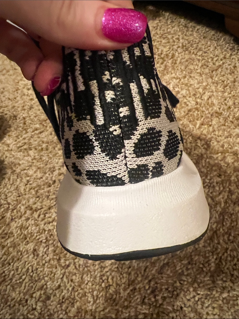 adidas Women's Black and White Leopard Print Sneakers Size 7 - Picture 9 of 14